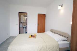 Апартаменты Apartments Ardura Петровац Двухместный номер с 1 кроватью и балконом, вид на море-15